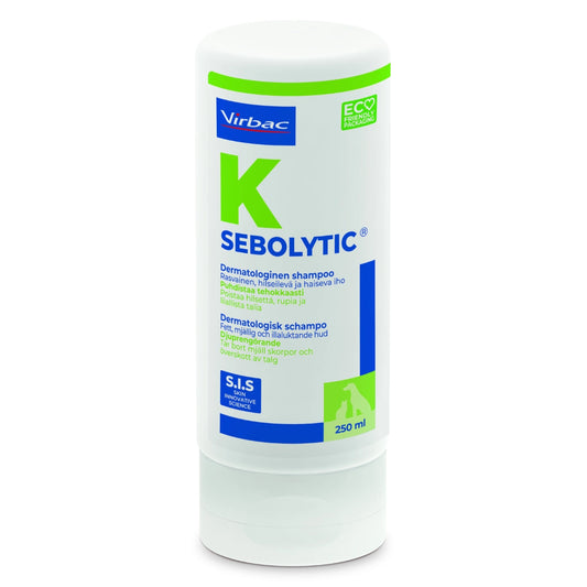 Sebolytic Dermatologinen Shampoo 250 ml kissojen ja koirien rasvaisen, hilseilevän ja haisevan ihon pesemiseen