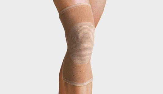 THERMOSKIN KNEE 4 WAY S ELASTIC ANATOMISESTI MUOTOILTU POLVITUKI 1 KPL